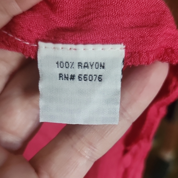 Raviya Raspberry Swimsuit Cover Up, Size Medium - Picture 3 of 6